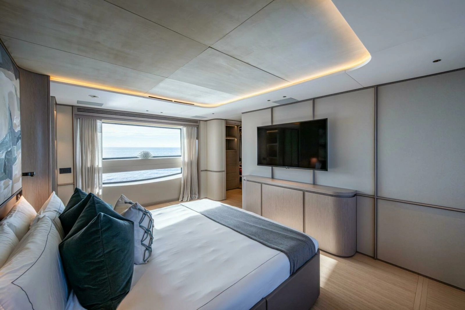 2023 Benetti 34M OASIS