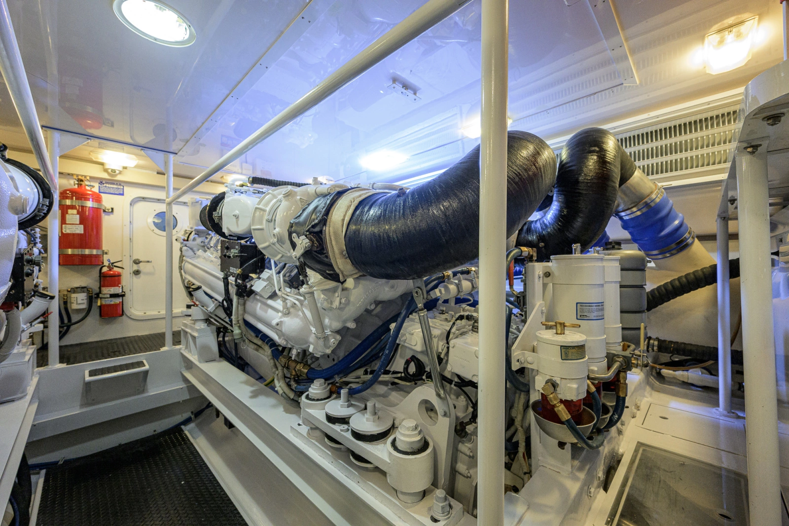 2006 Viking 68 Enclosed Bridge