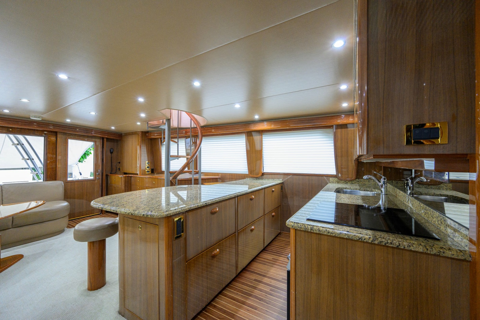 2006 Viking 68 Enclosed Bridge