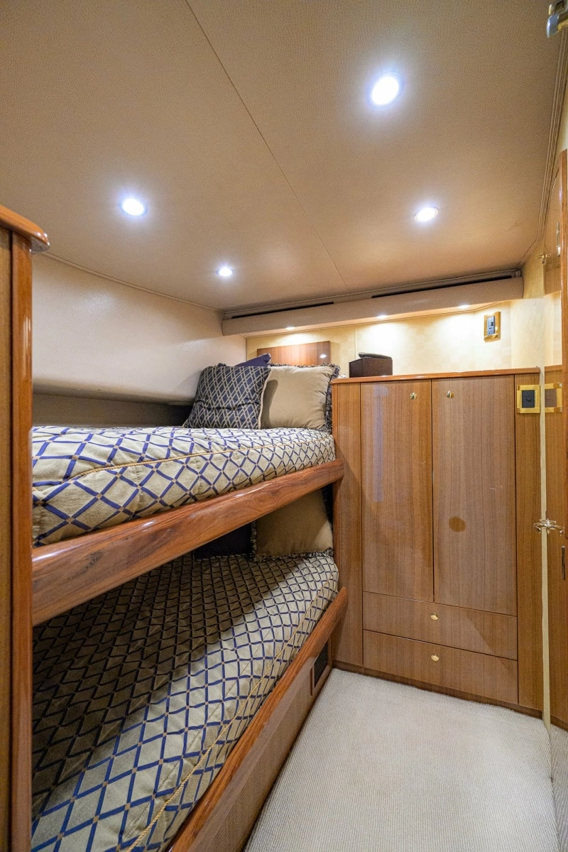 2006 Viking 68 Enclosed Bridge