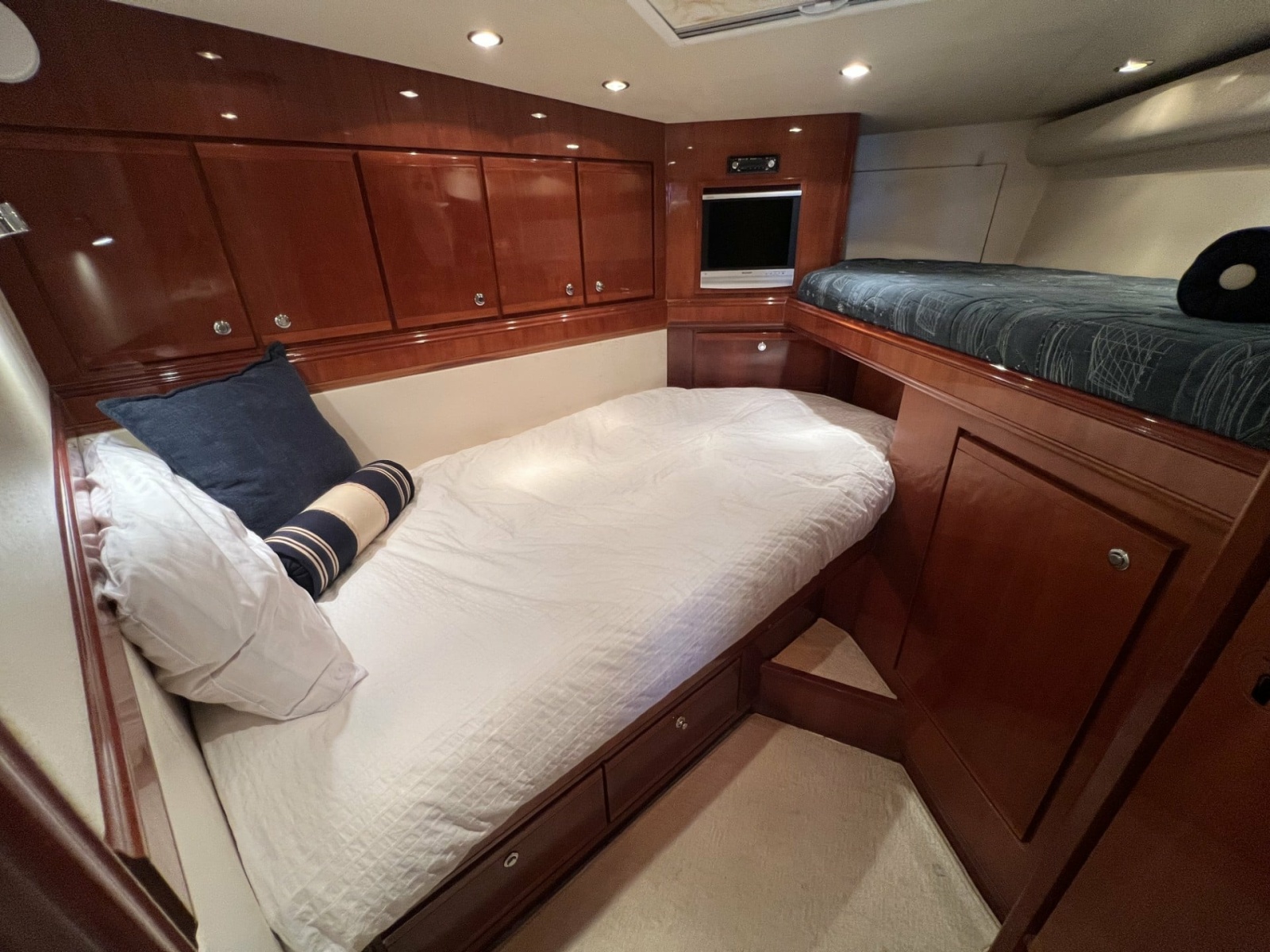 2007 Bertram 57 Convertible
