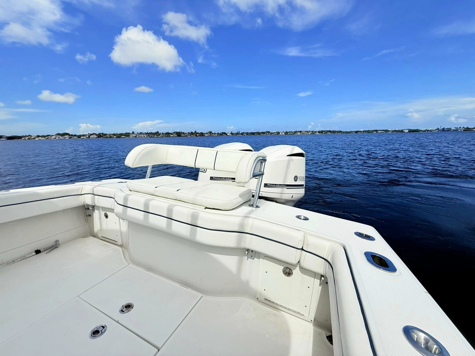32ft Jupiter Yacht For Sale