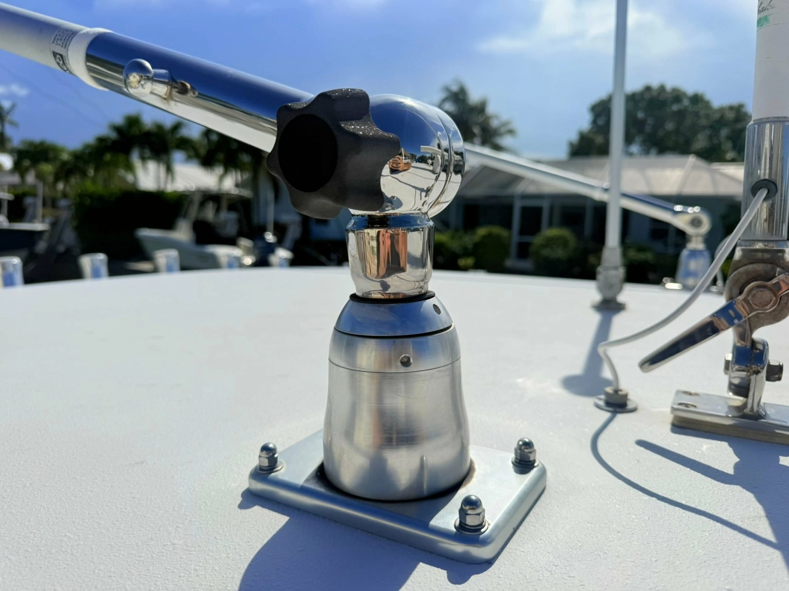 32ft Jupiter Yacht For Sale