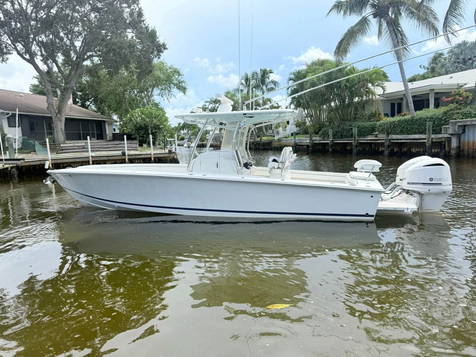 32ft Jupiter Yacht For Sale