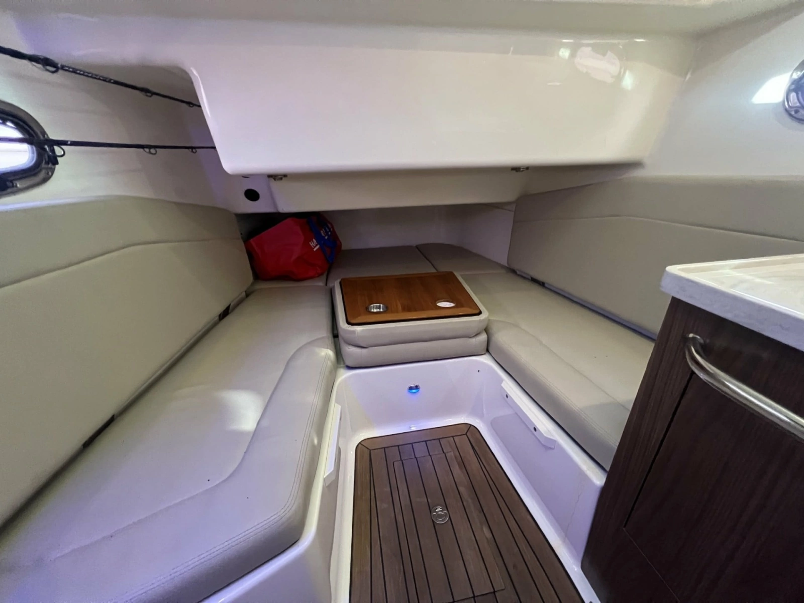 2017 Boston Whaler 380 Outrage