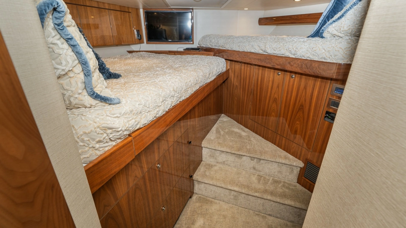 Guest Cabin with Twin Berths
