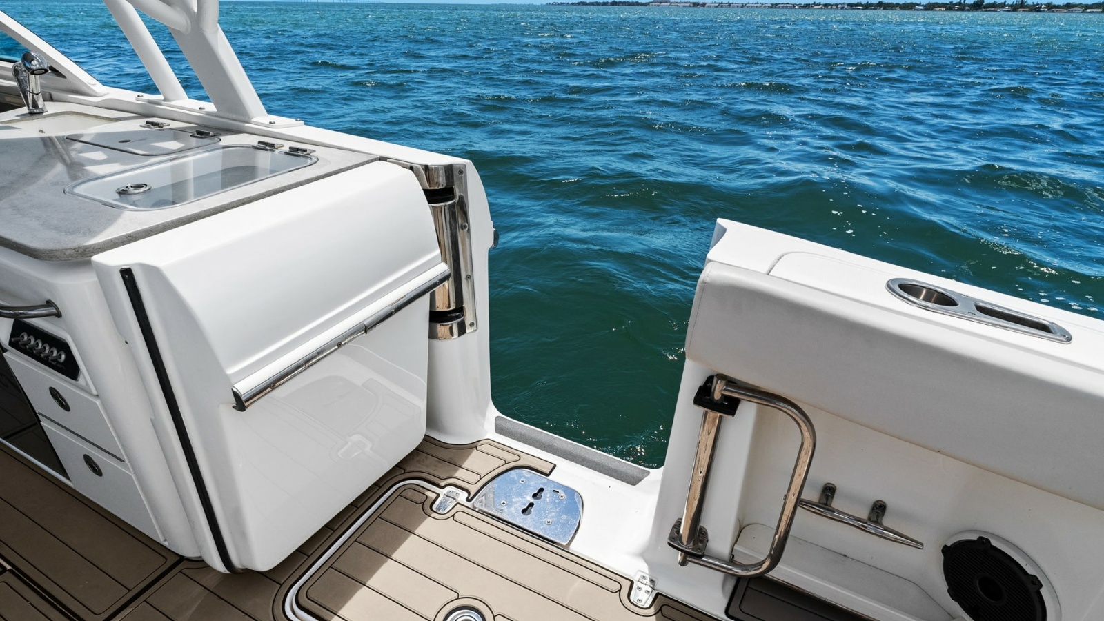 Cockpit Galley and Aft Access