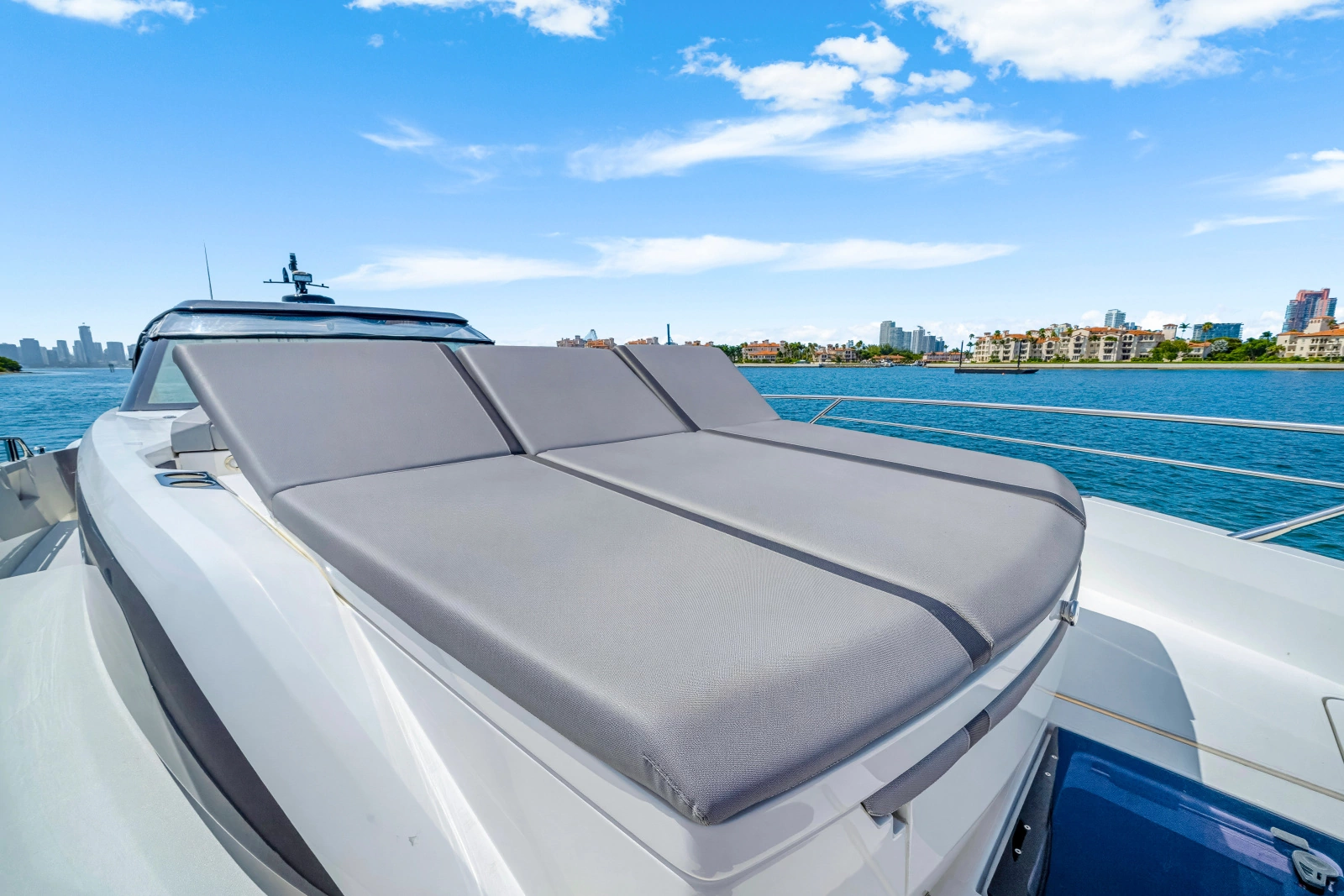 2024 Sunseeker Superhawk 55