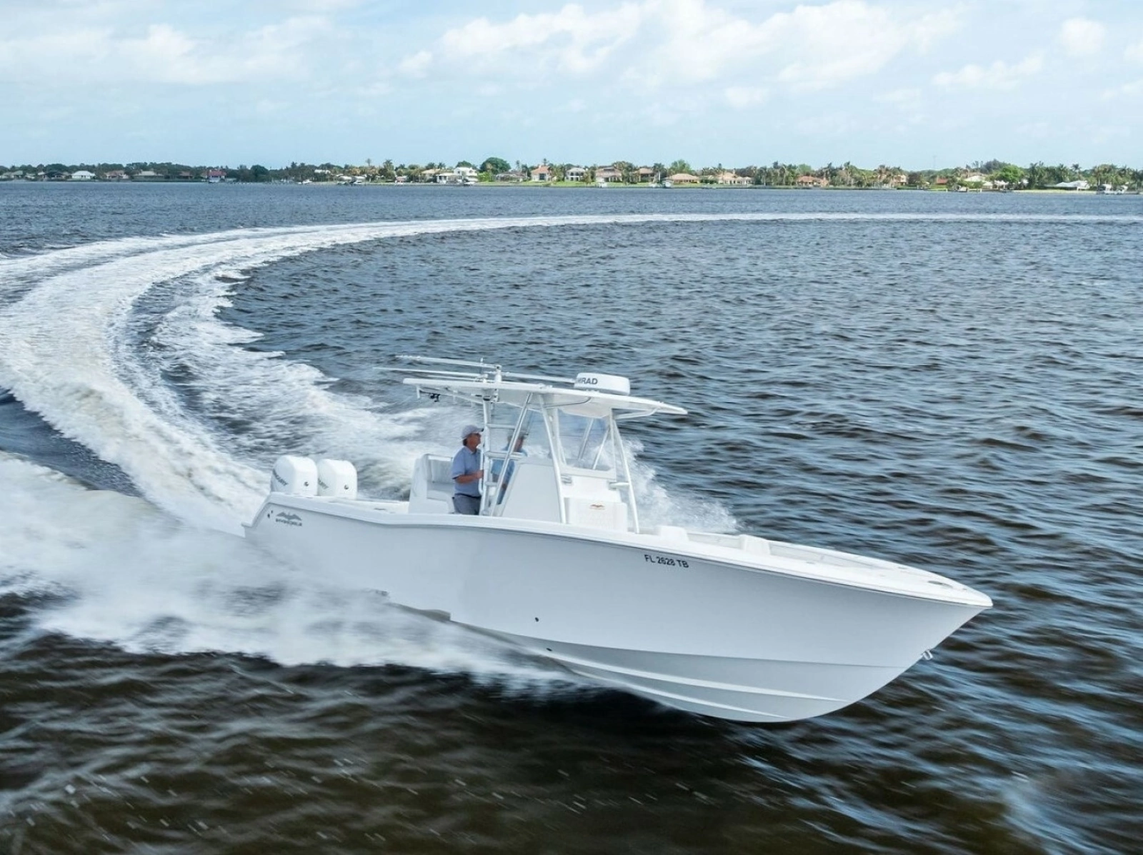 33ft Invincible Yacht For Sale