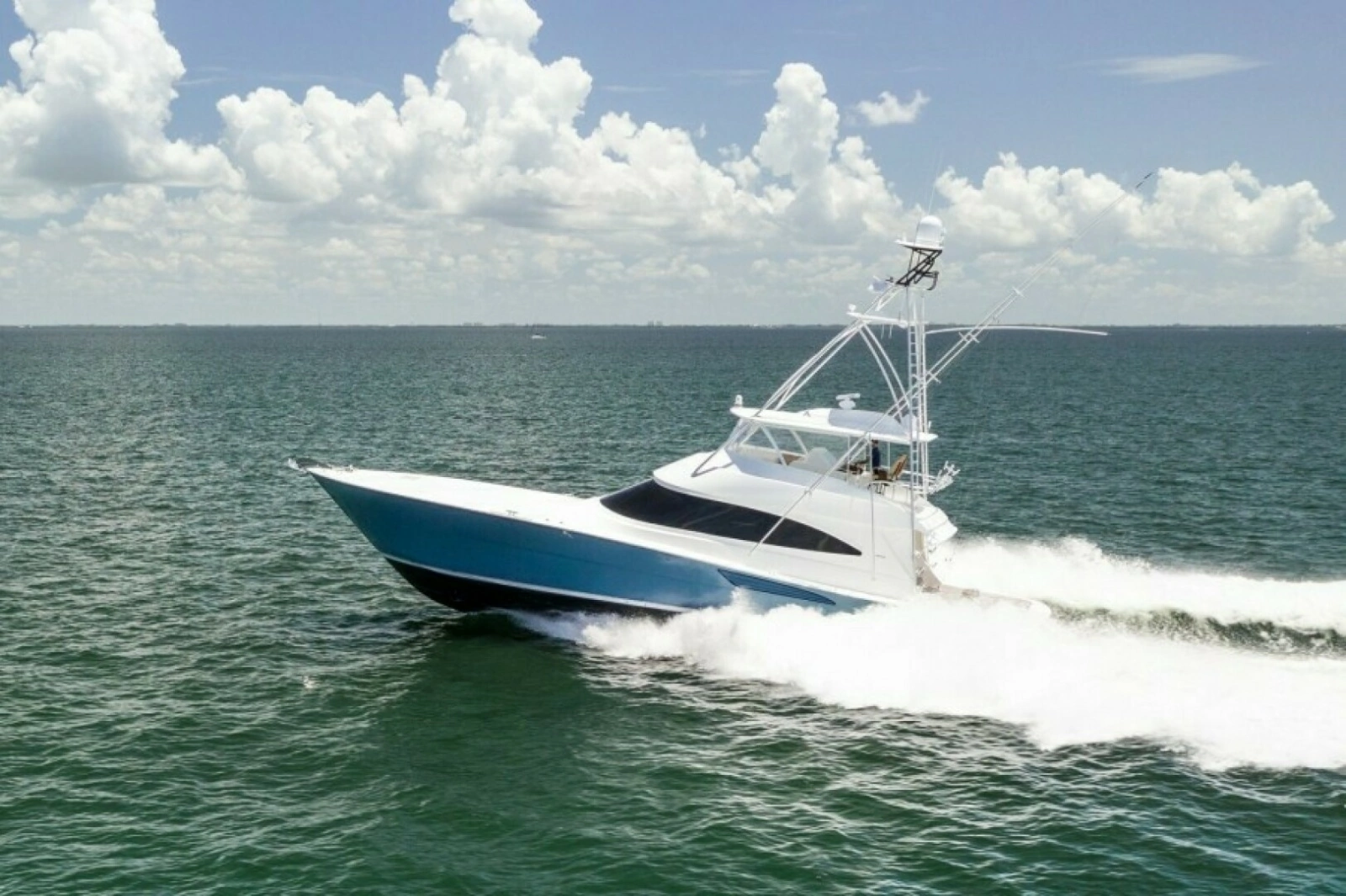 2018 Viking 72 Convertible - Wrapped Up