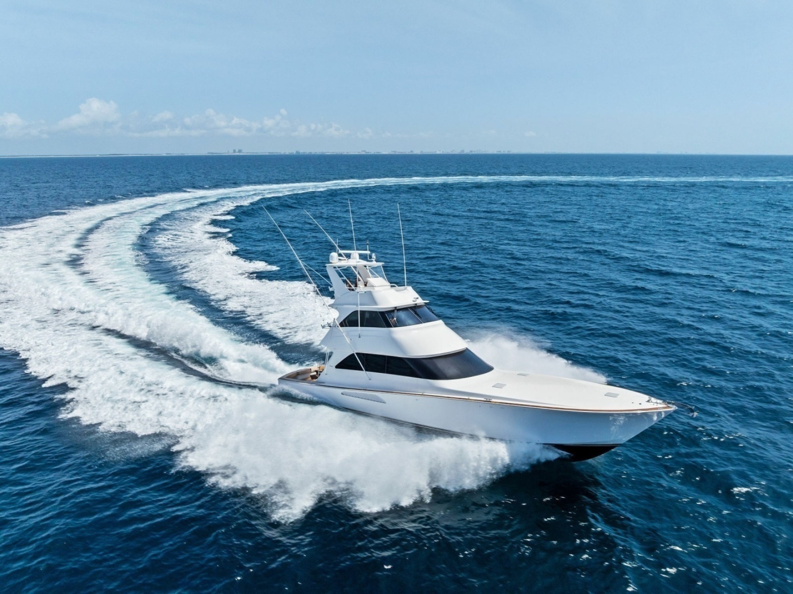 68' 2008 Viking 68 Skybridge