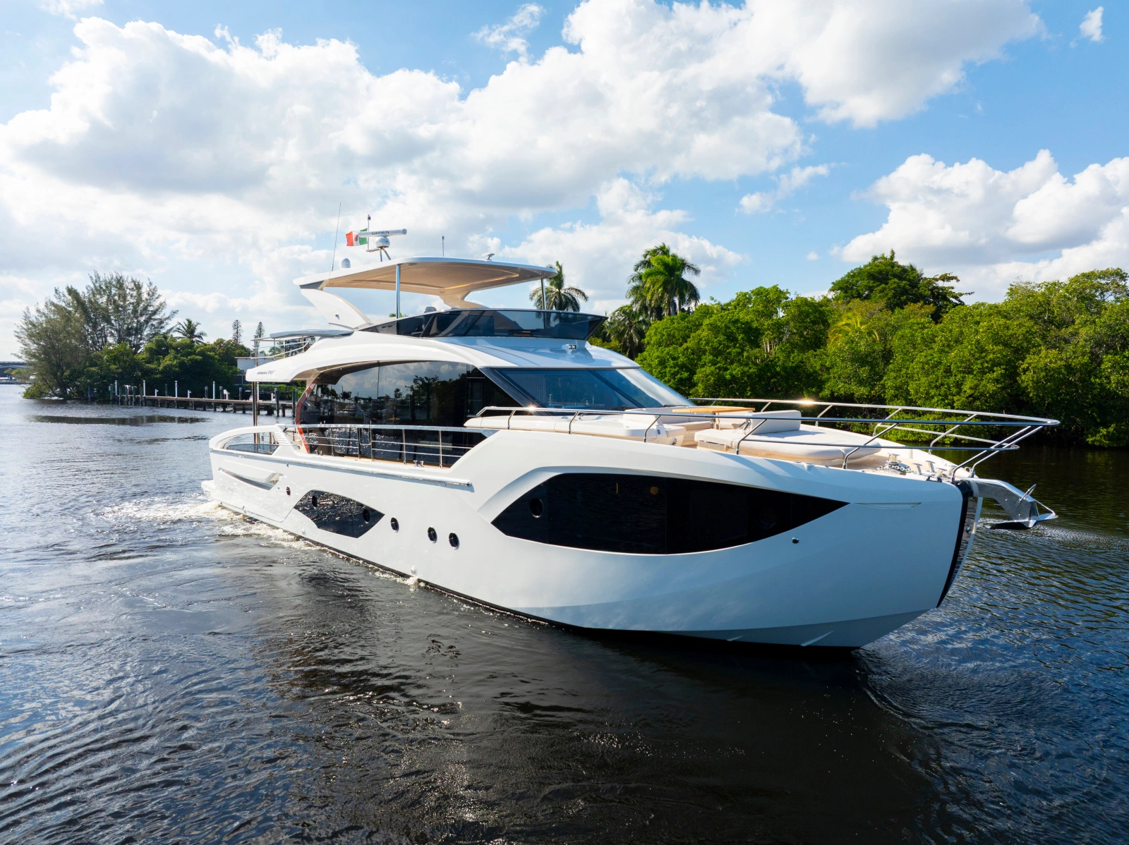 70 FLY 70ft Absolute Yacht For Sale