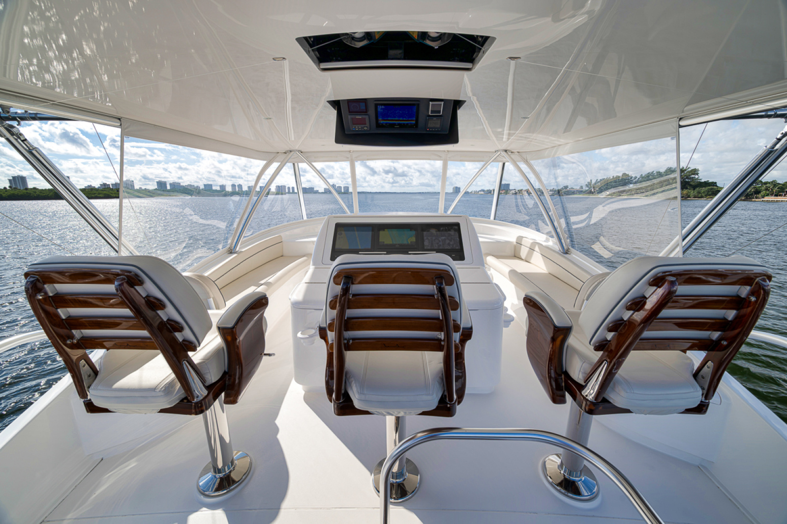 2020 Viking 68 Convertible