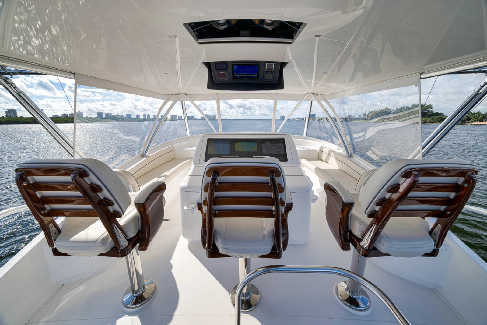 2020 Viking 68 Convertible