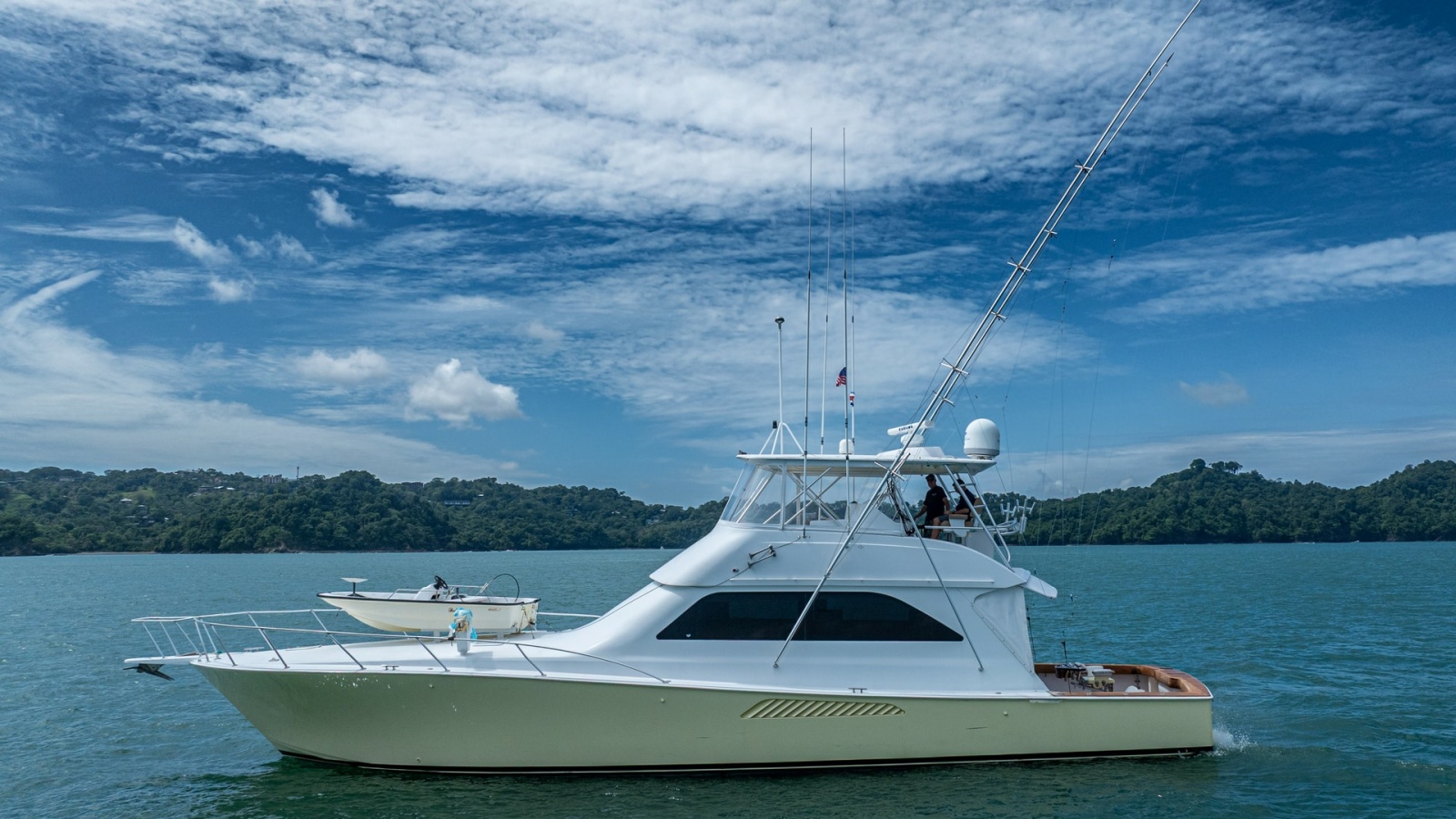 Starboard Profile of Viking 2002 Viking 61 Convertible