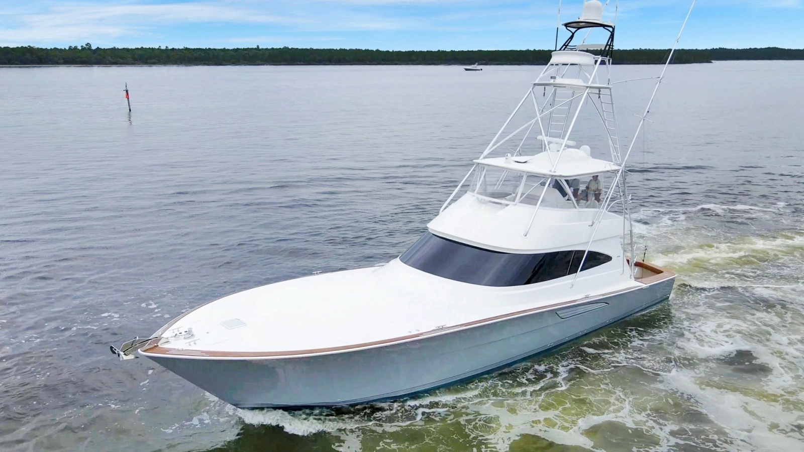 2020 68 Viking Convertible Gunpowder Exterior (10)