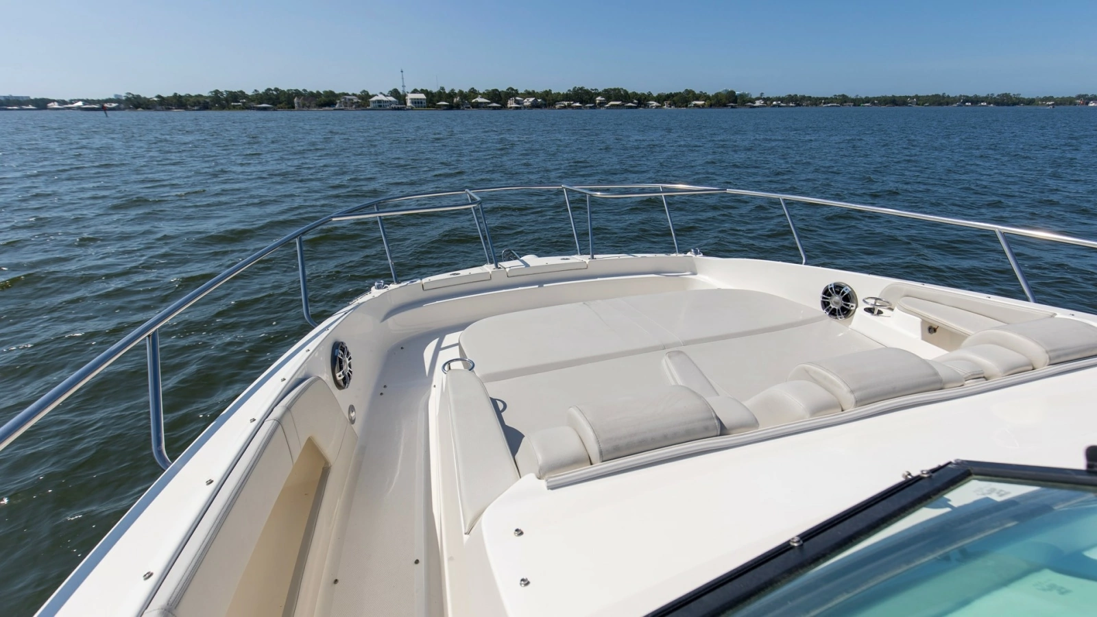2022 32 Sea Ray 320 Sundancer OB Raya Sunshine (7)