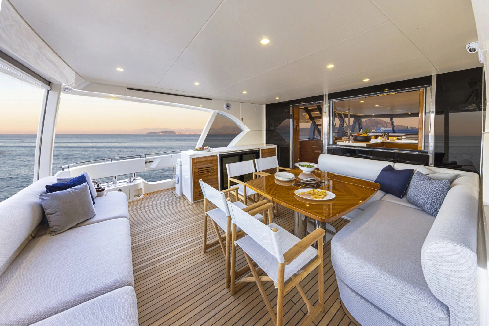 78 Motor Yacht 78ft Riviera Yacht For Sale