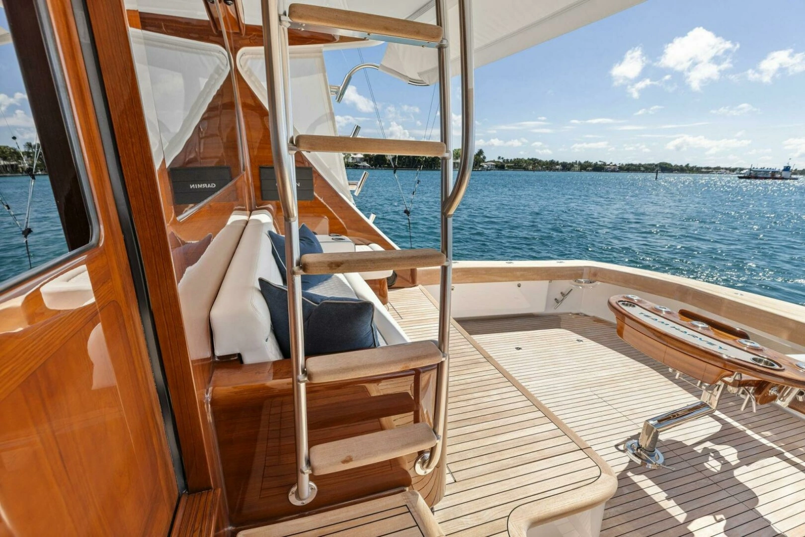 2026 Viking 82 Convertible- TEAM HARVEY I- Cockpit