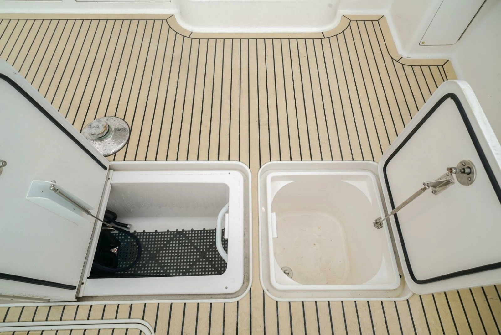 2007 Viking 45 Convertible Bad Habits