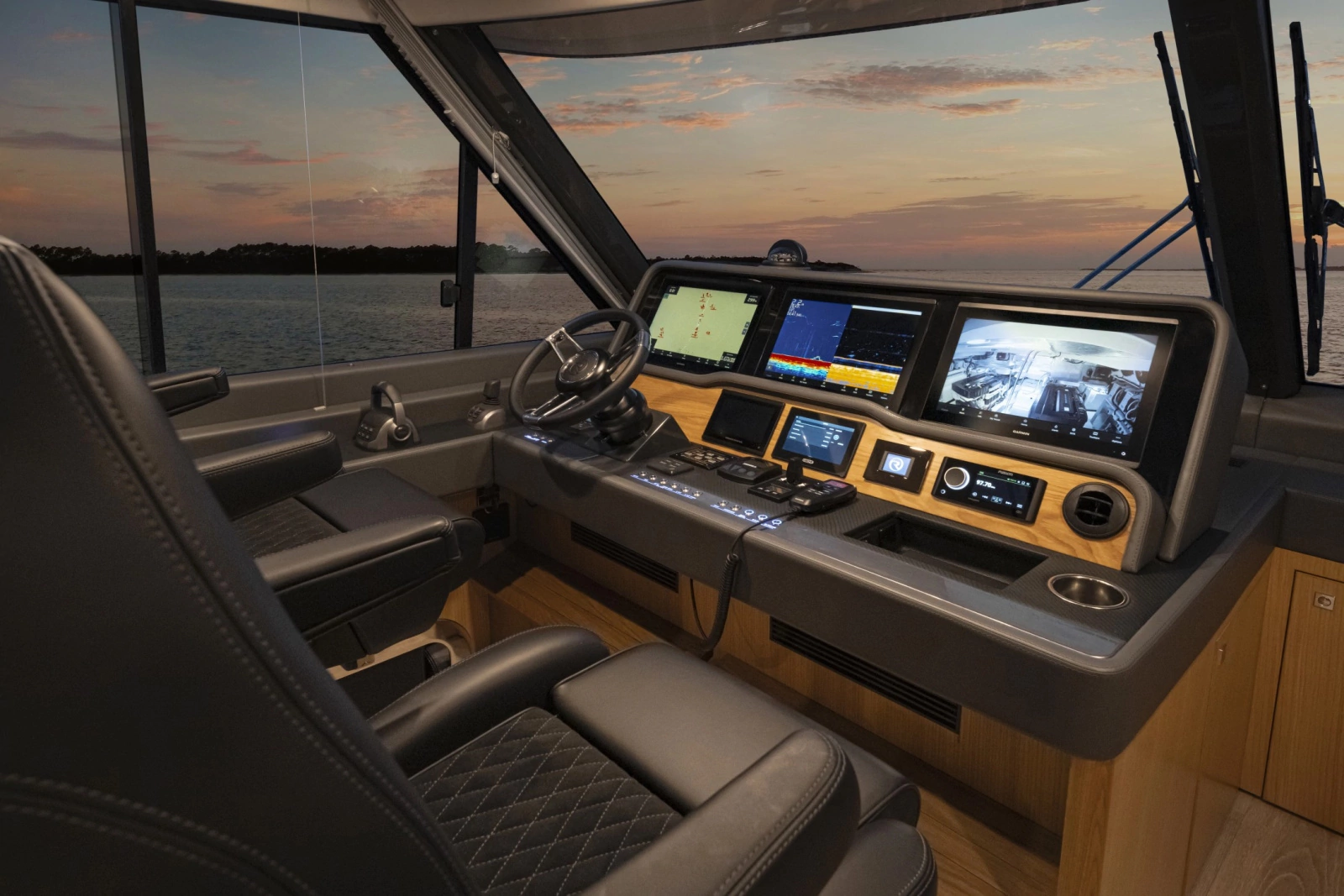 58 Sports Motor Yacht 58ft Riviera Yacht For Sale