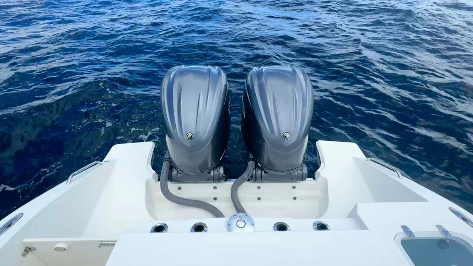 2022 Pursuit S288-