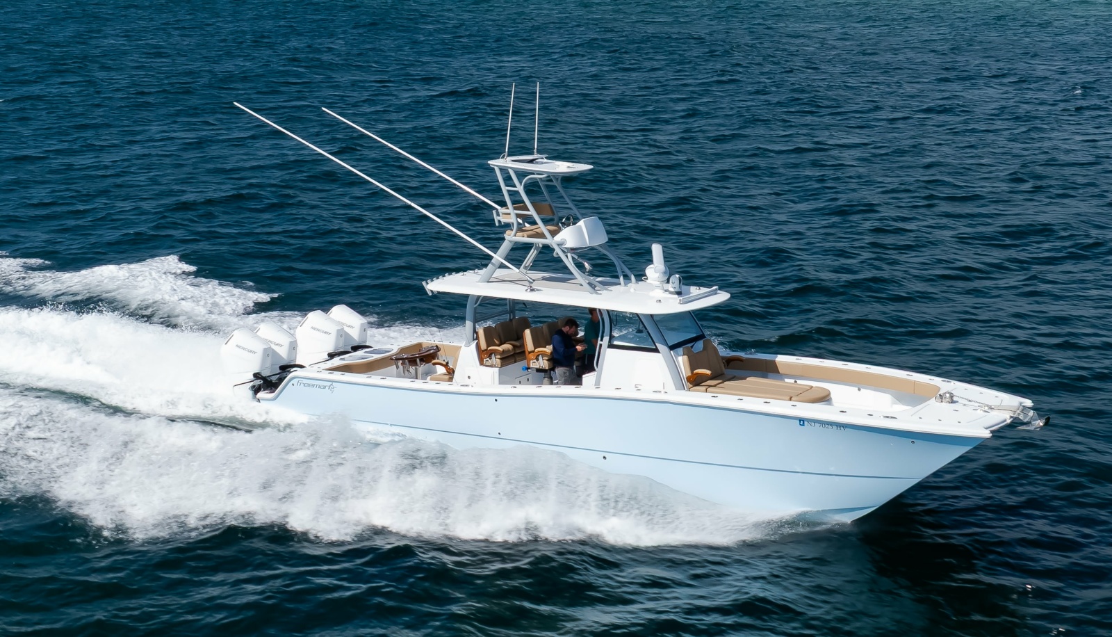2025 Freeman 43 Center Console