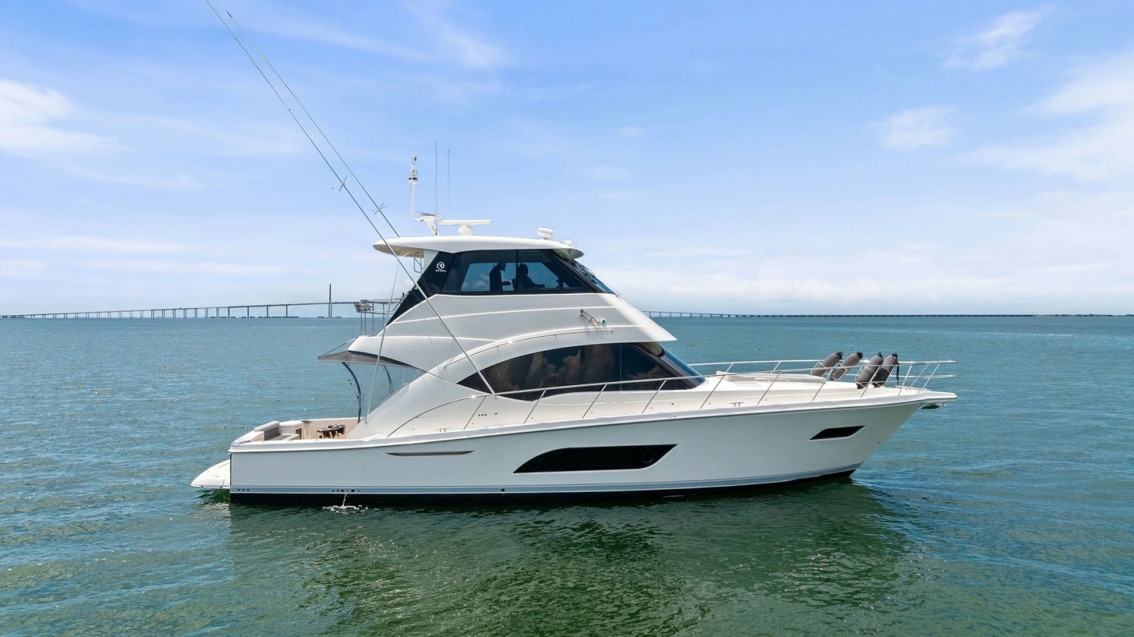 Side View of Riviera 57 Enclosed Bridge