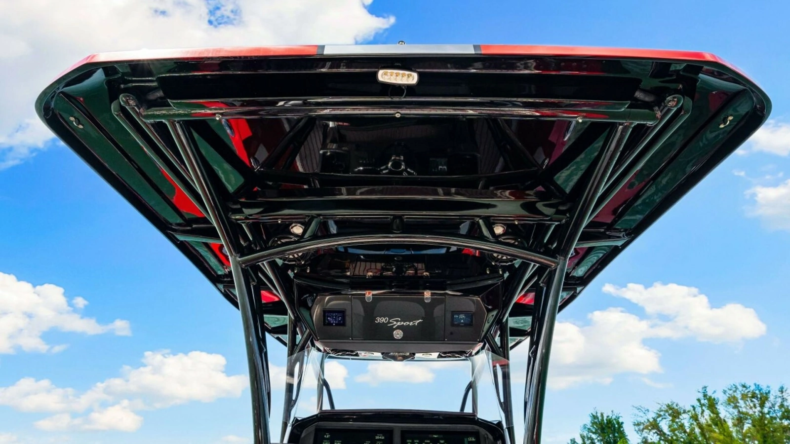 2022 Nor-Tech 390 SS
