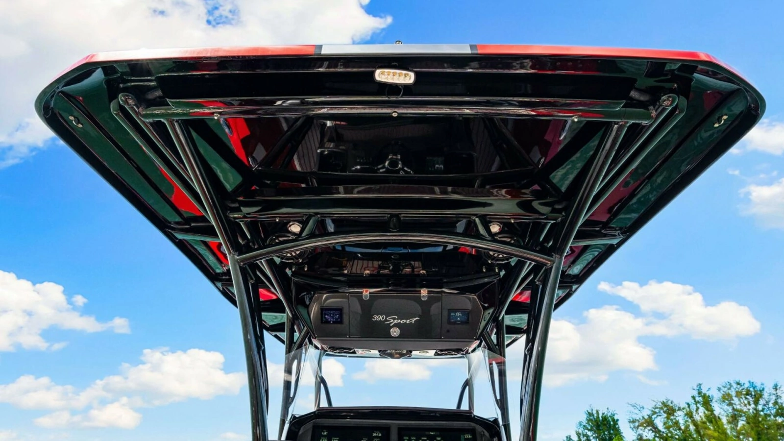 2022 Nor-Tech 390 SS