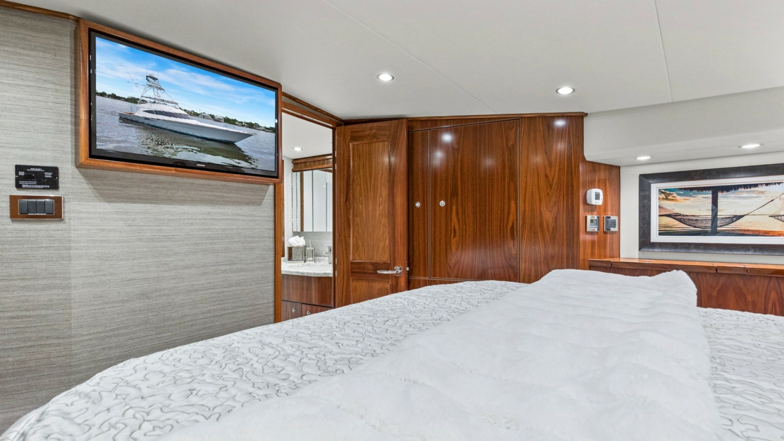 2020 68 Viking Convertible Gunpowder Master Stateroom (1)