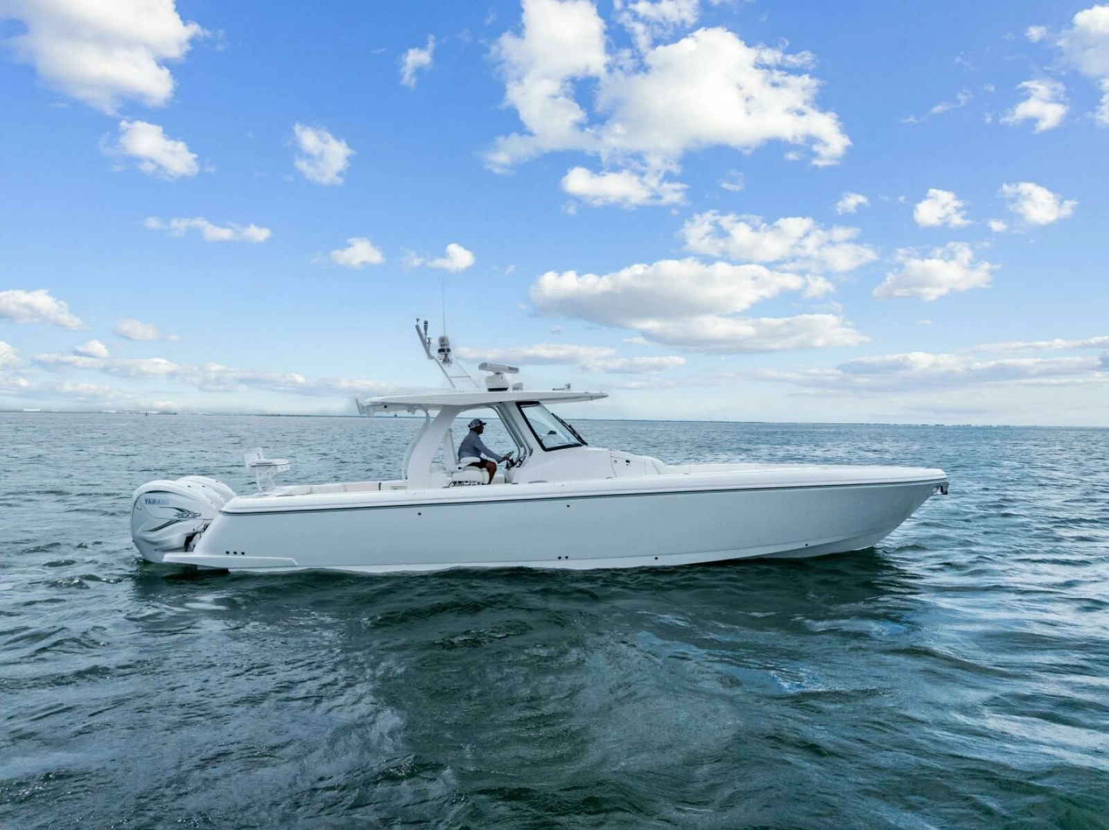 2020 Intrepid 400 CC - Profile