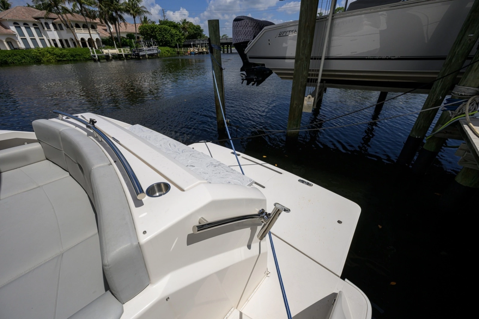 Tiara 44 Daybreak - Exterior Aft Transom