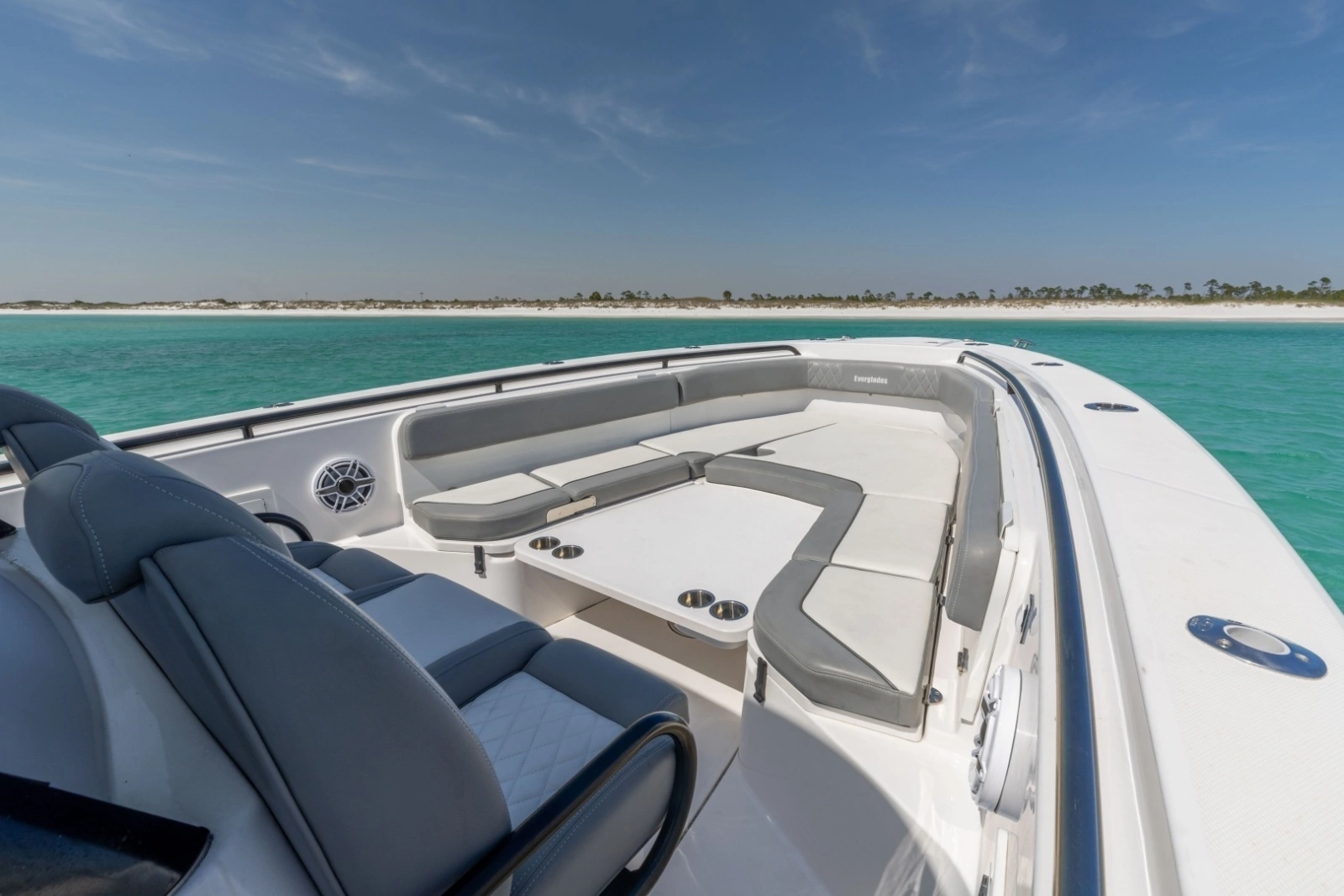 2023 Everglades 365 CC-