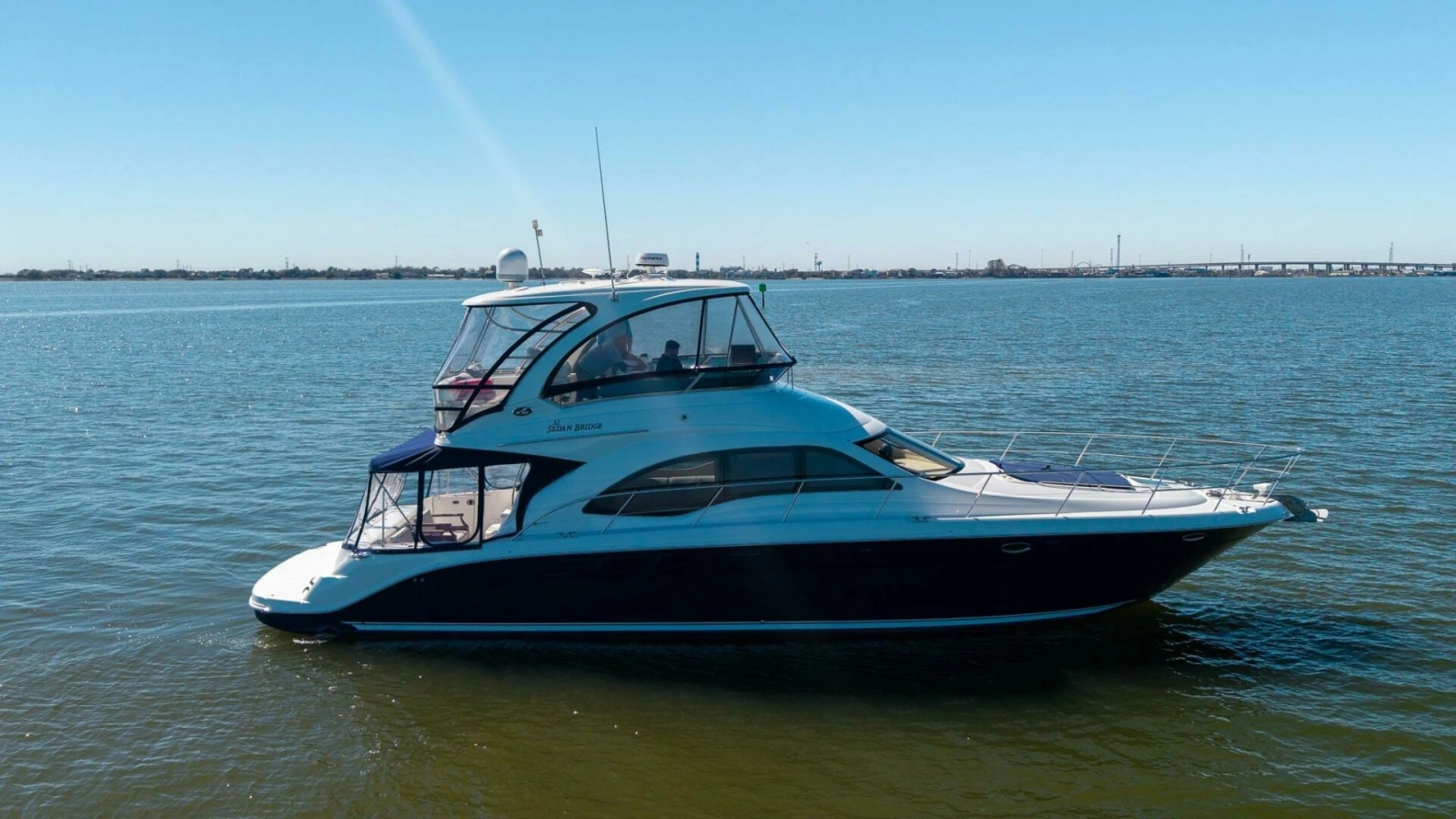 2006 Sea Ray 52 Sedan Bridge photo 1