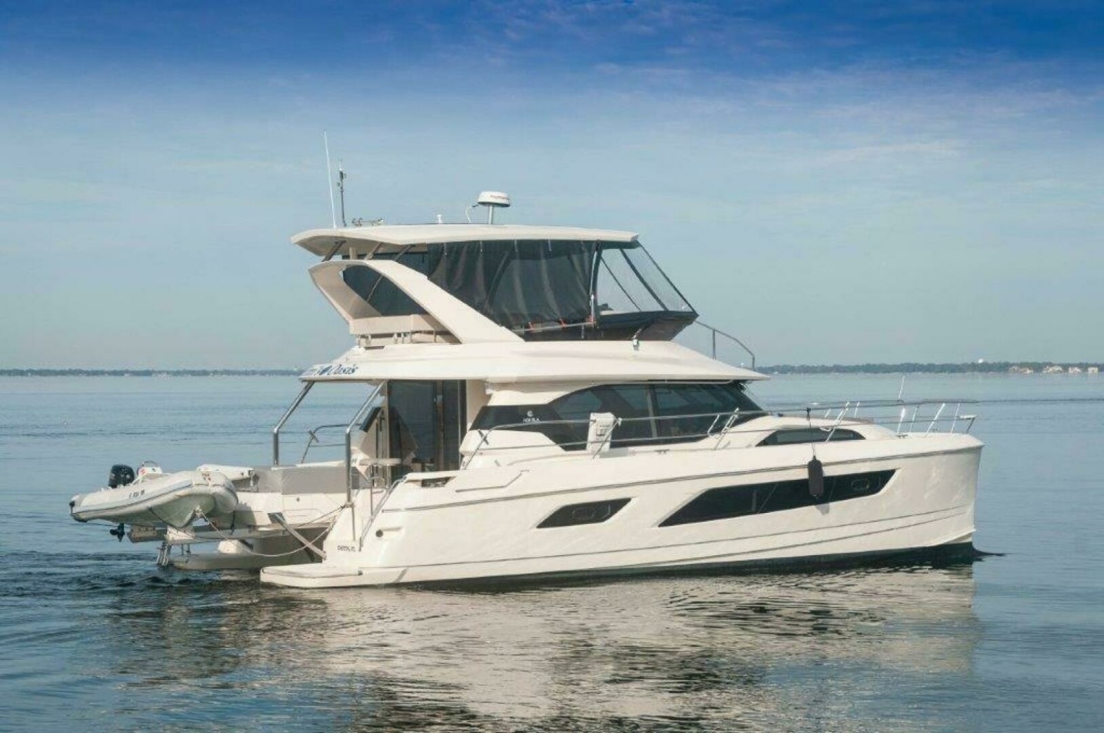 44' 2018 Aquila 44 Yacht