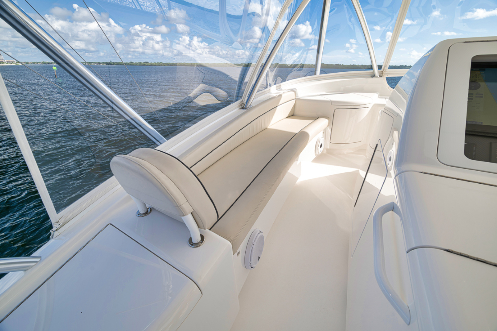 2020 Viking 68 Convertible