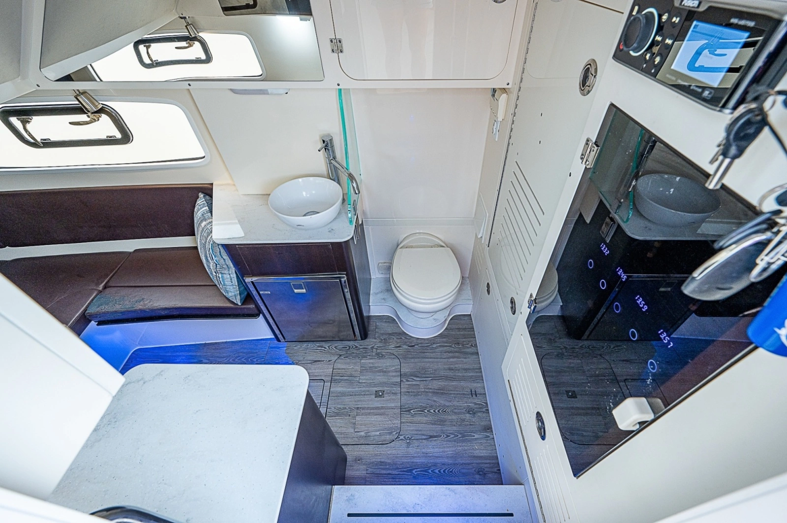 Scout 35 - WOLVERINE - Cabin