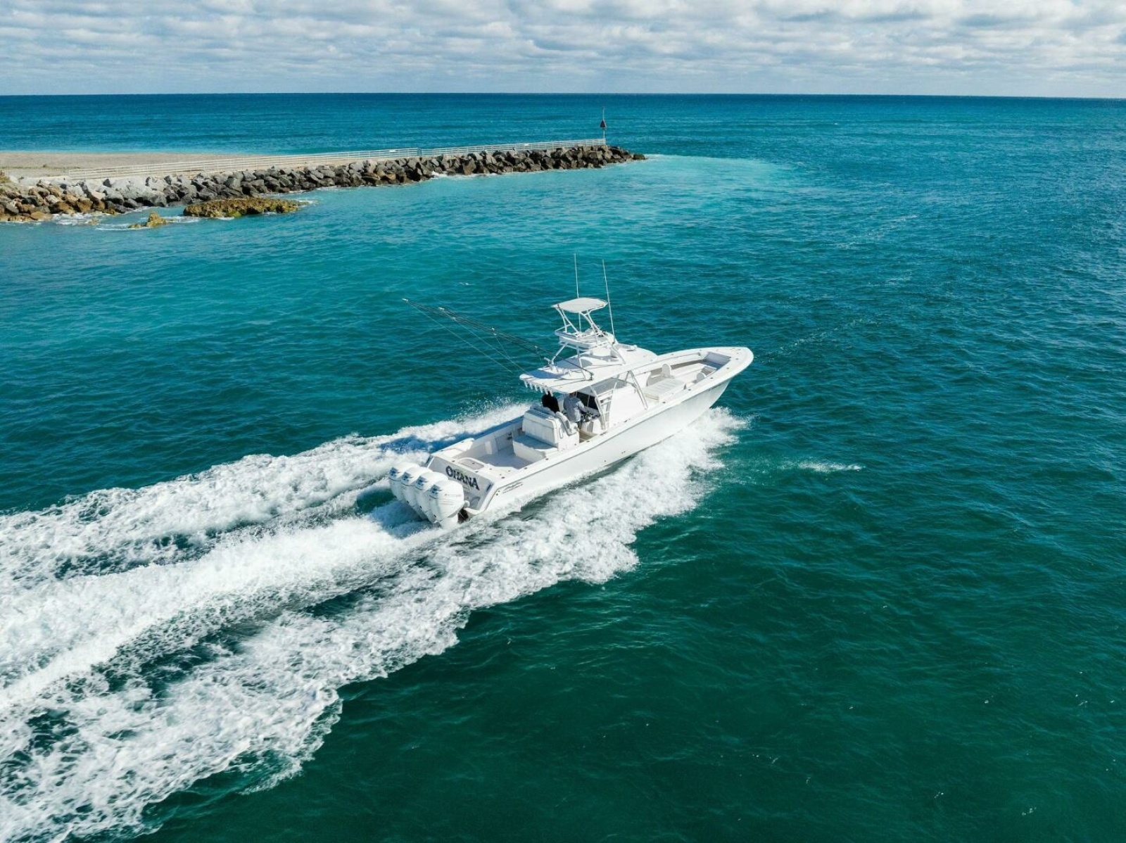 42' 2019 Invincible 42 Open Fisherman