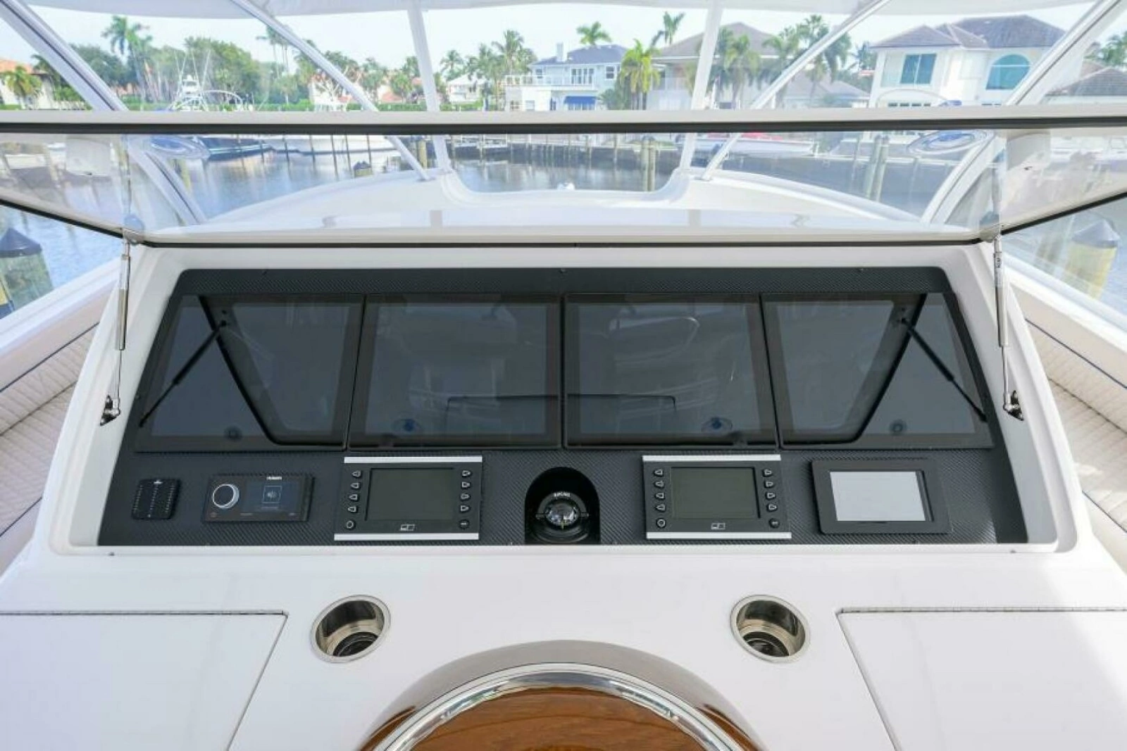Viking 80 - KEMOSABE - Helm Electronics