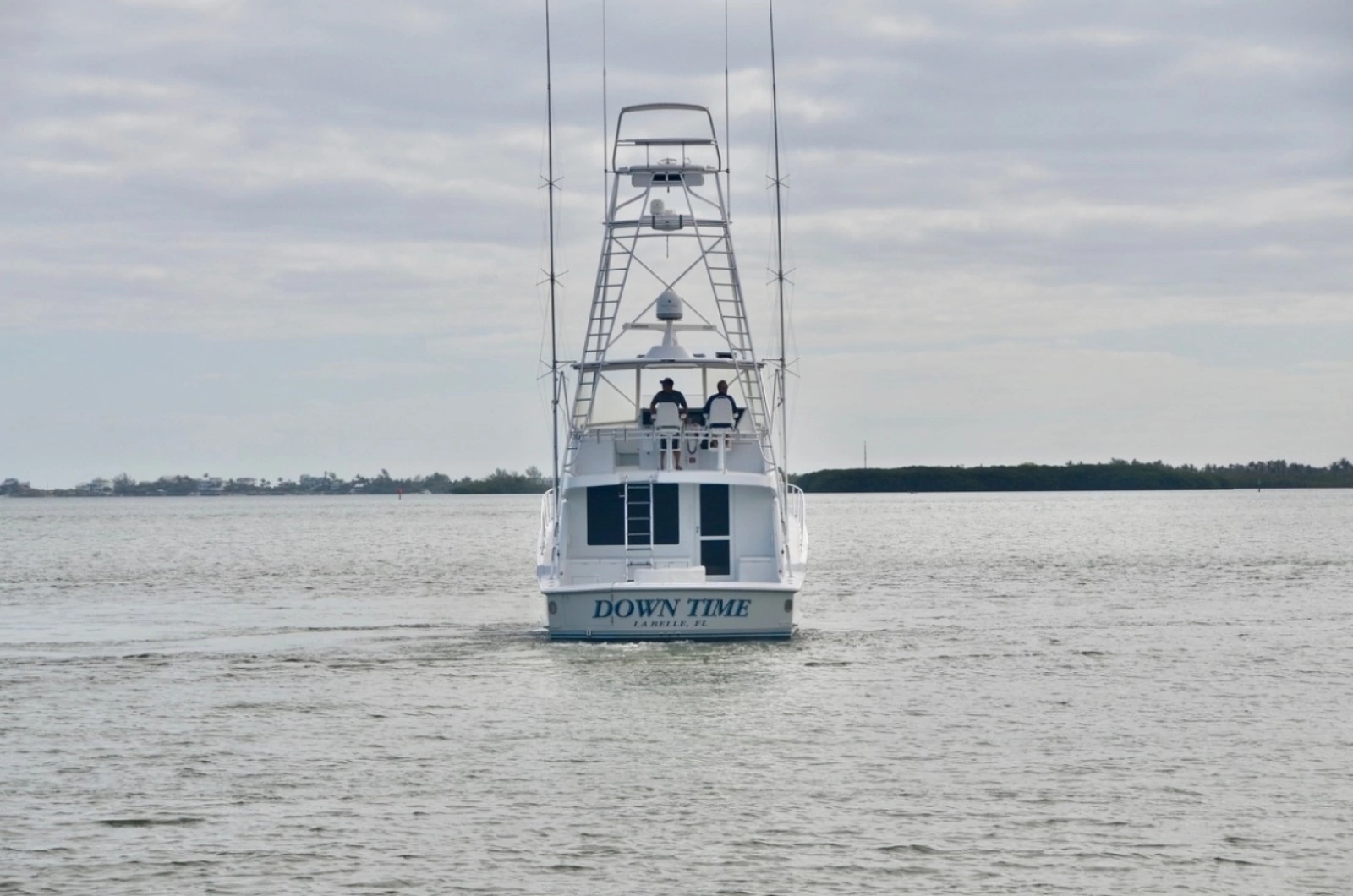 Hatteras SF Down Time - Exterior