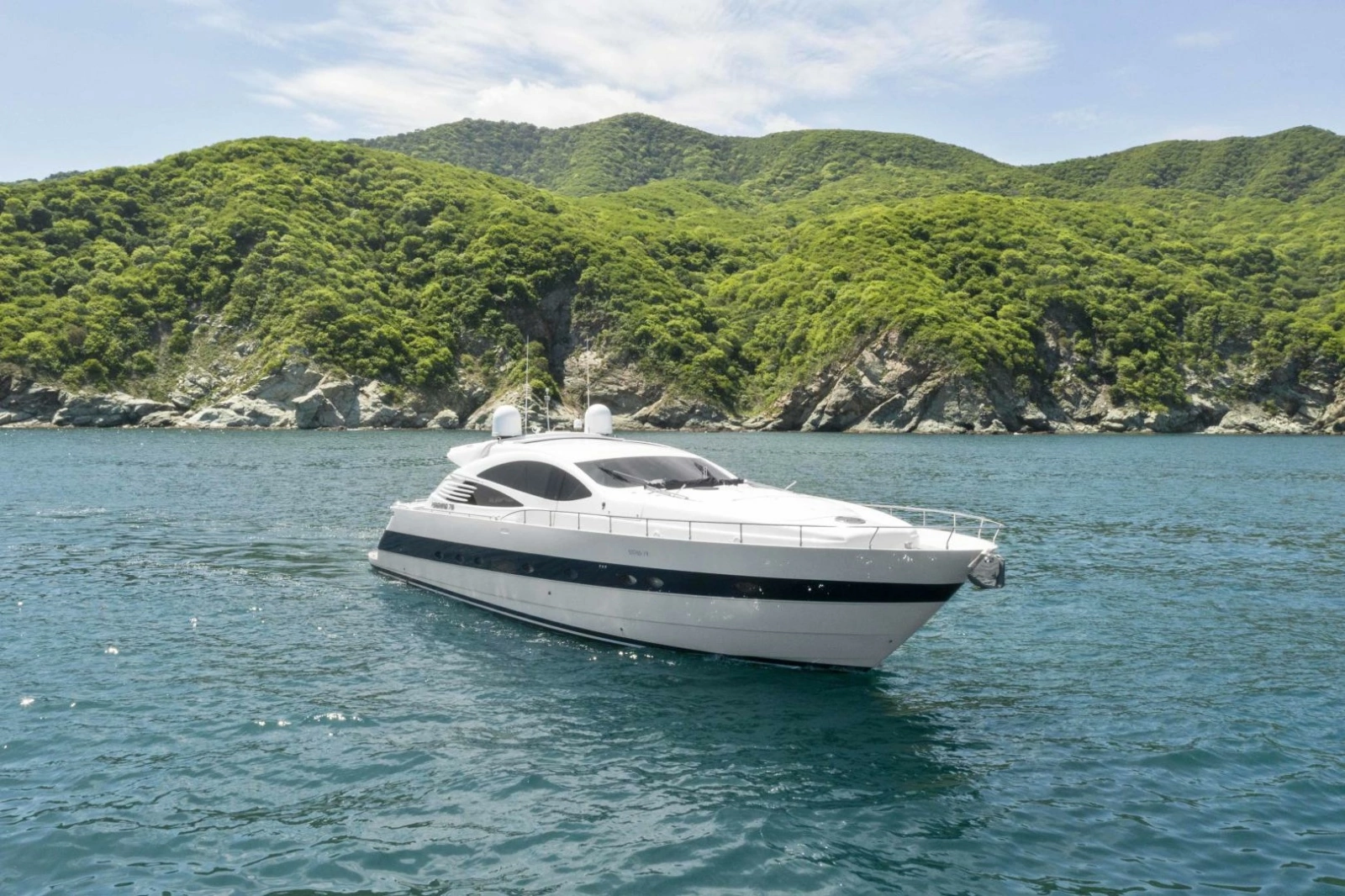 2005 Pershing 76 Motor Yacht - Denise 