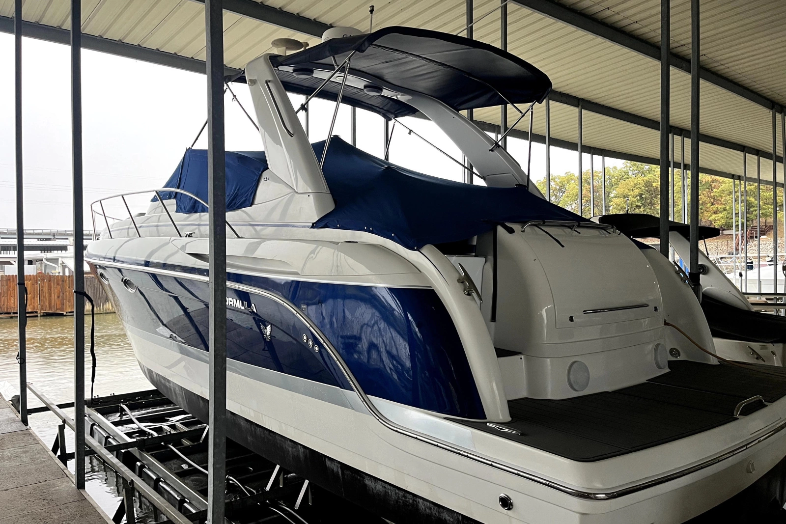 2005 Formula 34 Performance Cruiser