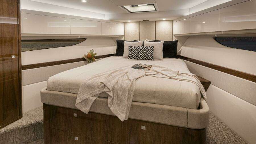 023 Riviera 72 SMY SII Forward VIP Stateroom