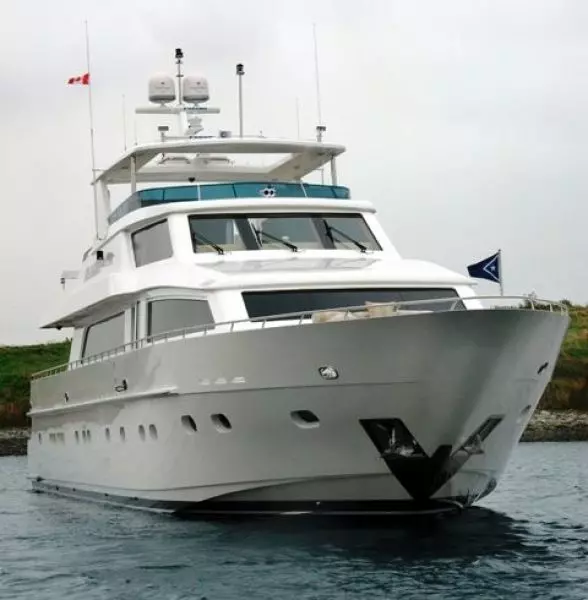 Sea Legend's anchor pockets
