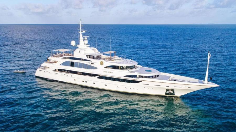 2010 Benetti 203 Superyacht