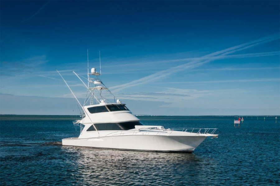 2005 Viking 74 Enclosed Bridge