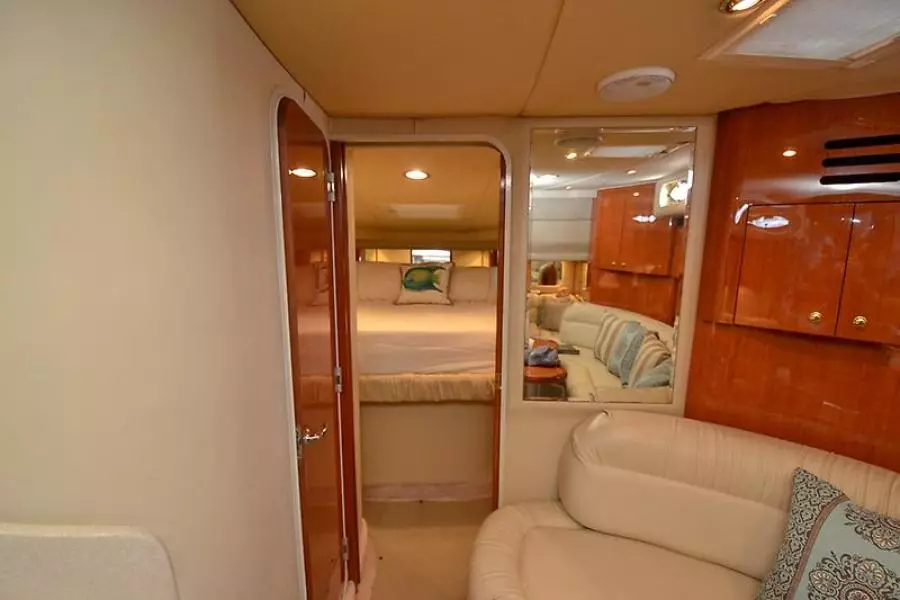 2000 Sea Ray 380 Sundancer-4.jpg