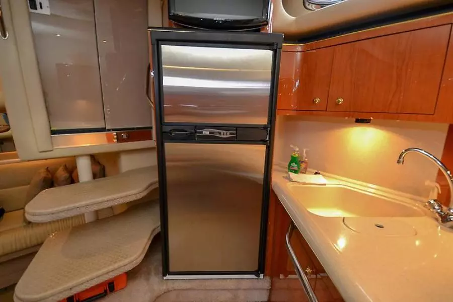 2000 Sea Ray 380 Sundancer-9.jpg