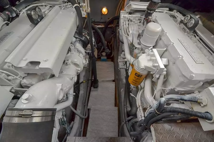 2000 Sea Ray 380 Sundancer-26.jpg